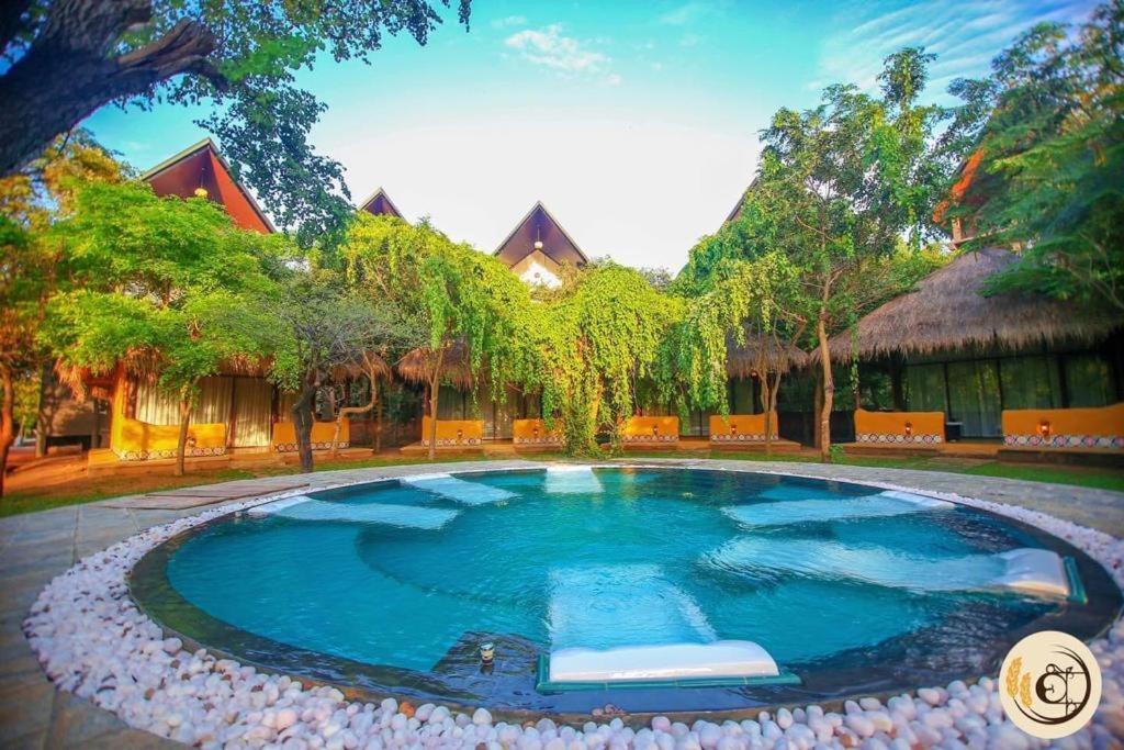 Aswadduma Hotel Dambulla Extérieur photo