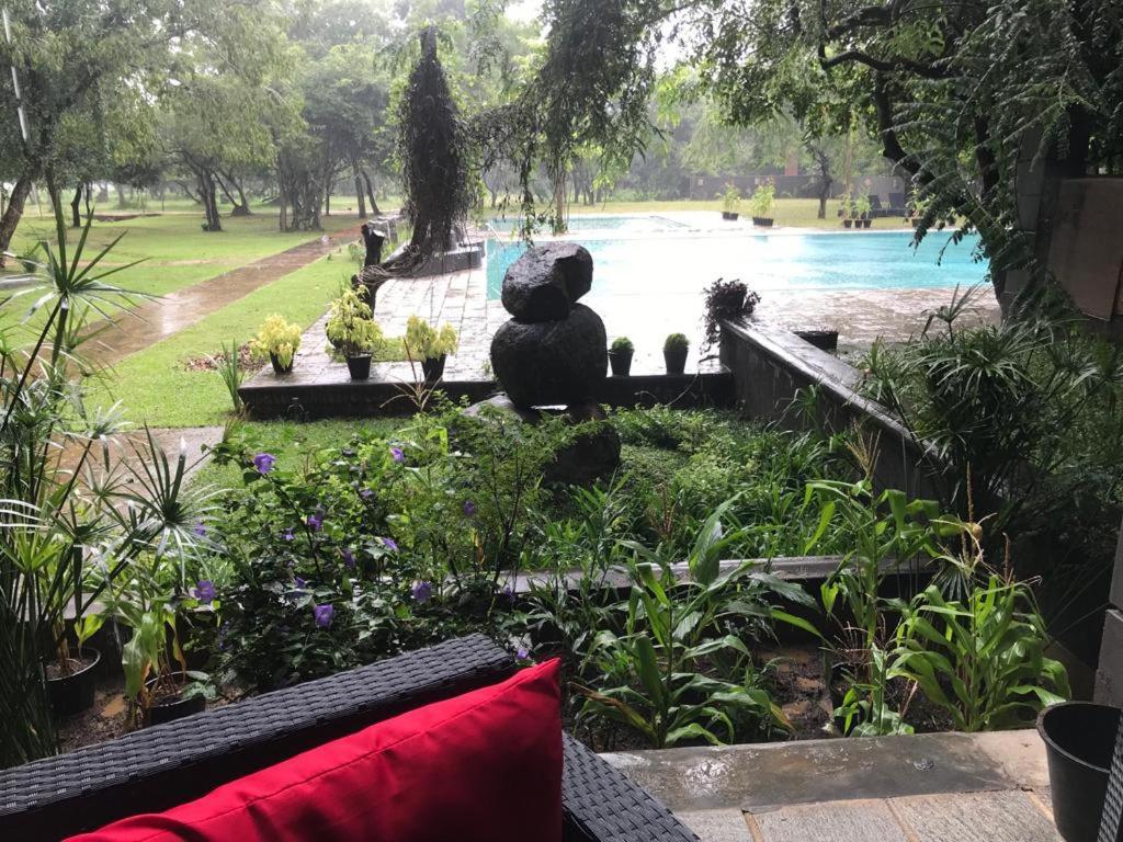 Aswadduma Hotel Dambulla Extérieur photo